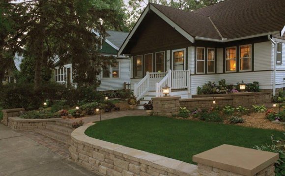 Landscaped Front Yards-11