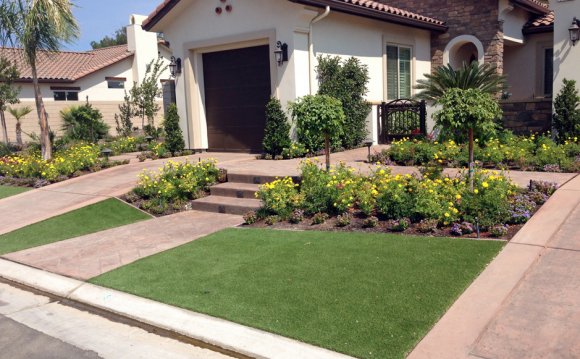 Artificial-grass-installation