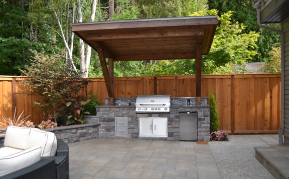 20 Outdoor Kitchens And