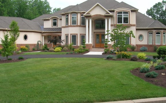 Front of the house Landscaping Ideas