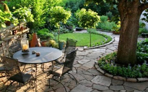 Small Yard Landscaping Pictures