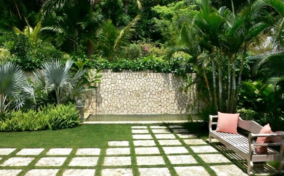 Small garden Design Pictures Gallery