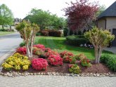Flower bed Landscaping ideas